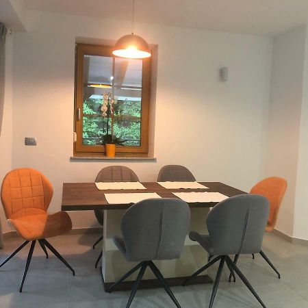 Apartmani Izvor - ตูเฮลย์สเก ตอปลิตเซ ภายนอก รูปภาพ