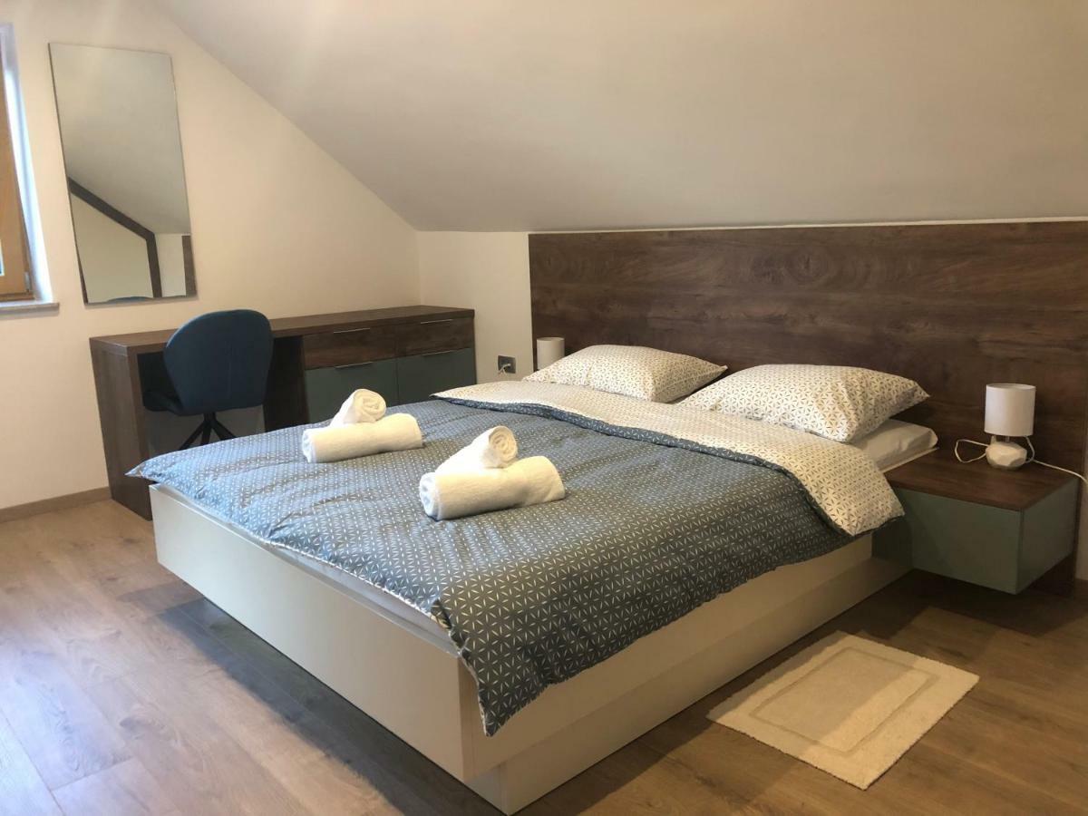 Apartmani Izvor - ตูเฮลย์สเก ตอปลิตเซ ภายนอก รูปภาพ