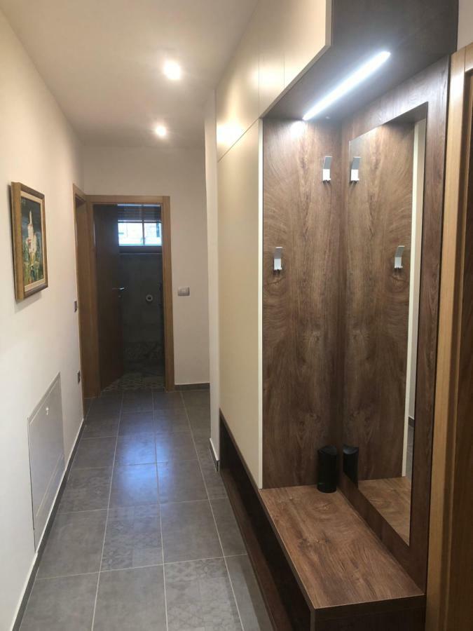 Apartmani Izvor - ตูเฮลย์สเก ตอปลิตเซ ภายนอก รูปภาพ