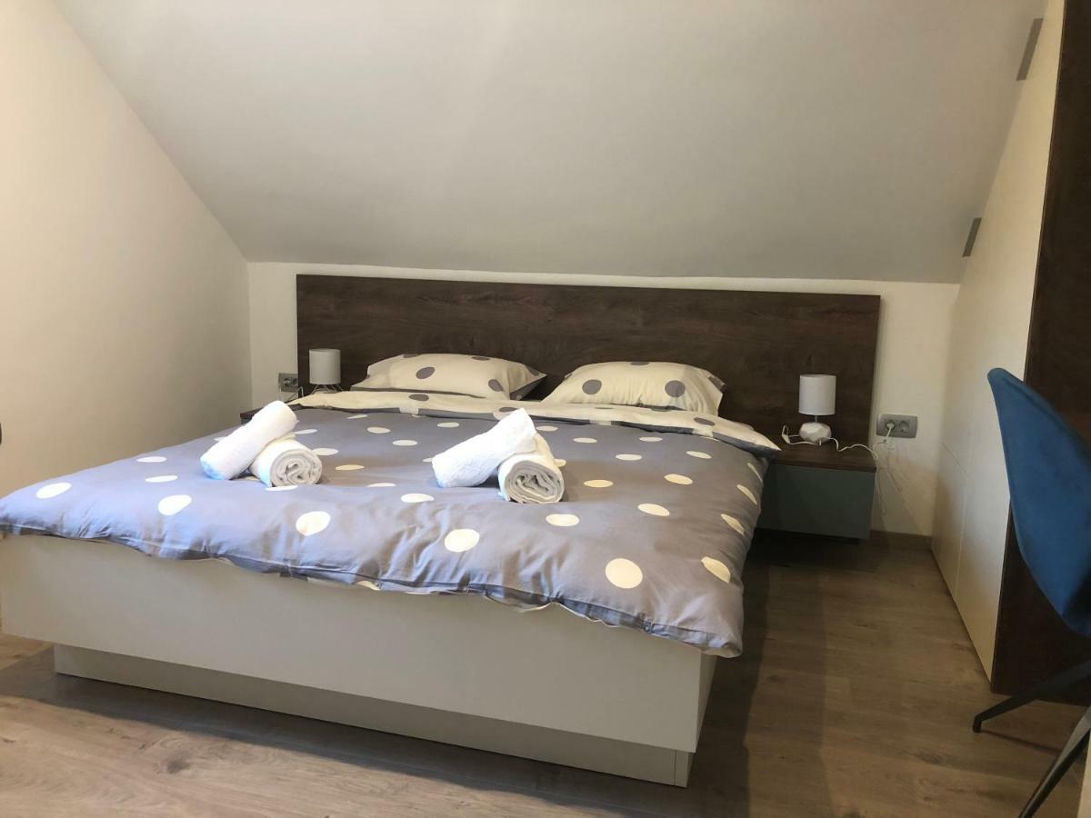 Apartmani Izvor - ตูเฮลย์สเก ตอปลิตเซ ภายนอก รูปภาพ